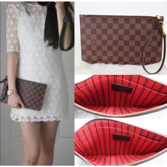 Louis Vuitton Handbags - 💎✨Beautiful✨💎 Louis Vuitton Wristlet / Pouchette